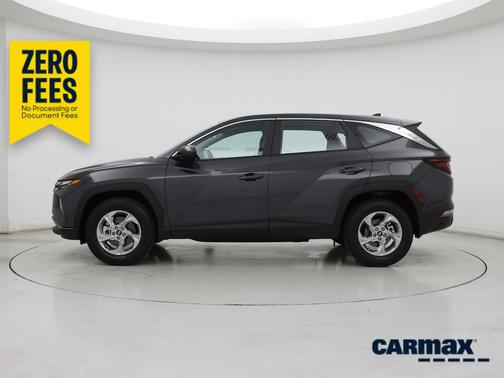 Gray 2023 Hyundai TUCSON SE