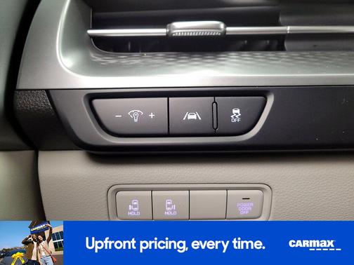 2024 Kia Carnival LX Seat Package