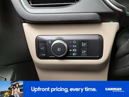 White 2021 Ford Escape SEL