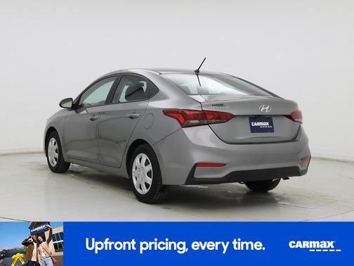 2022 Hyundai Accent SE