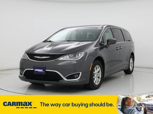 2020 Chrysler Pacifica Touring