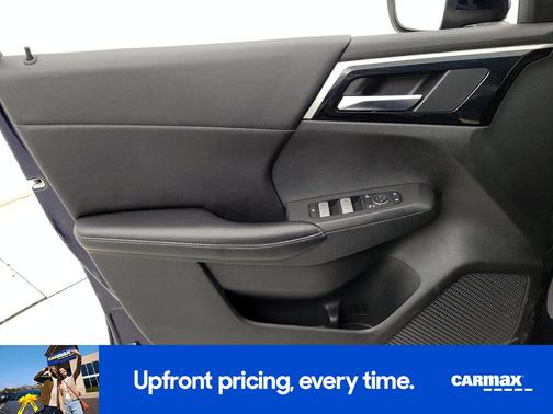 Blue 2022 Mitsubishi Outlander SE