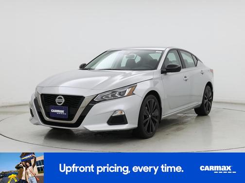 Silver 2022 Nissan Altima SR