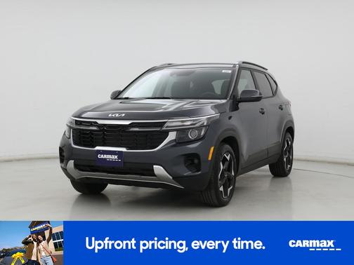 Gray 2025 Kia Seltos S