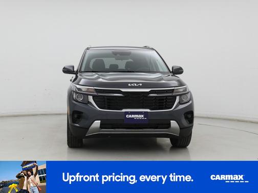 Gray 2025 Kia Seltos S
