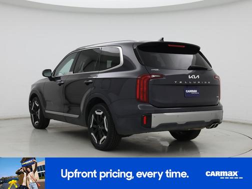 Gray 2025 Kia Telluride S