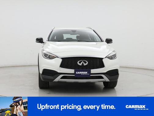 White 2017 INFINITI QX30 Luxury