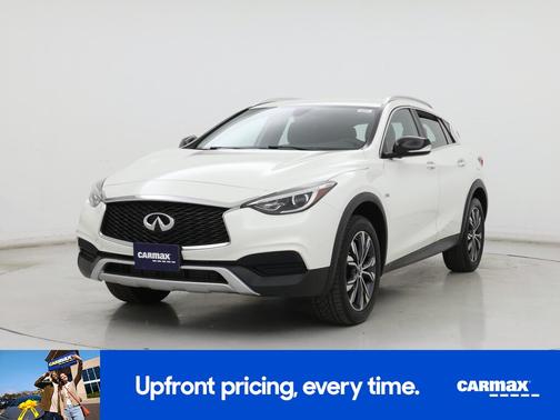 White 2017 INFINITI QX30 Luxury