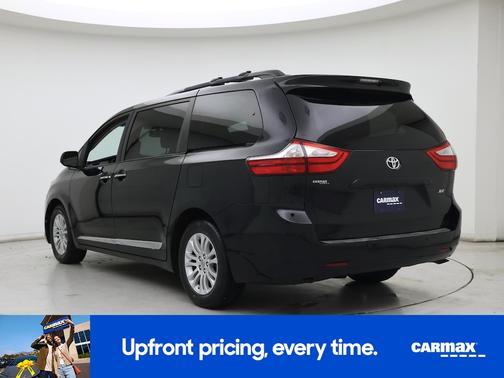 2016 Toyota Sienna XLE