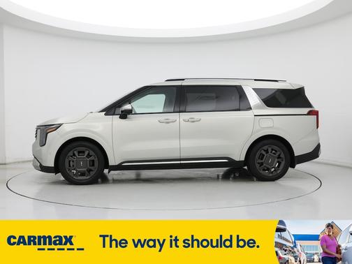 2025 Kia Carnival SX