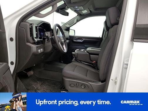 White 2026 GMC Sierra 1500 Elevation