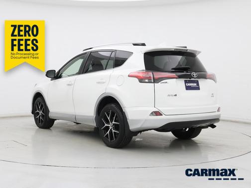 White 2016 Toyota RAV4 SE