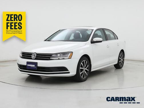 White 2017 Volkswagen Jetta SE