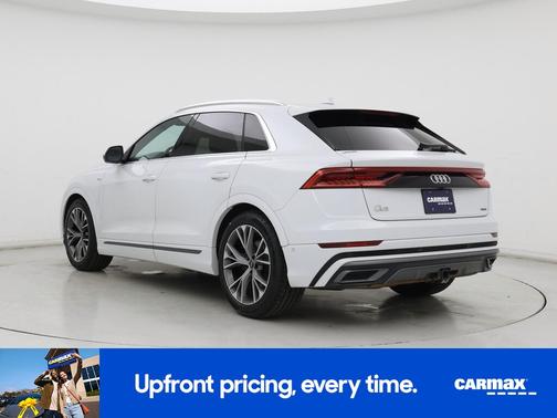 White 2021 Audi Q8 Prestige