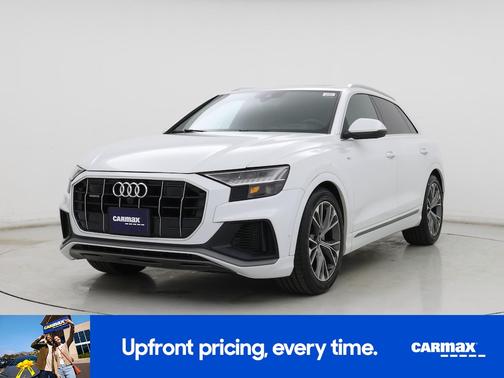 White 2021 Audi Q8 Prestige