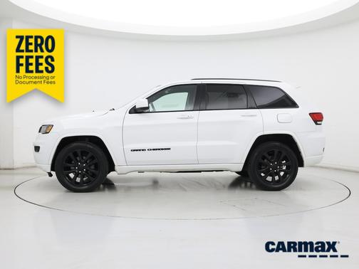 White 2019 Jeep Grand Cherokee Altitude