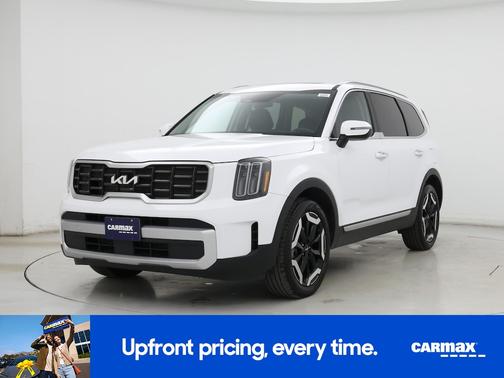 White 2025 Kia Telluride S