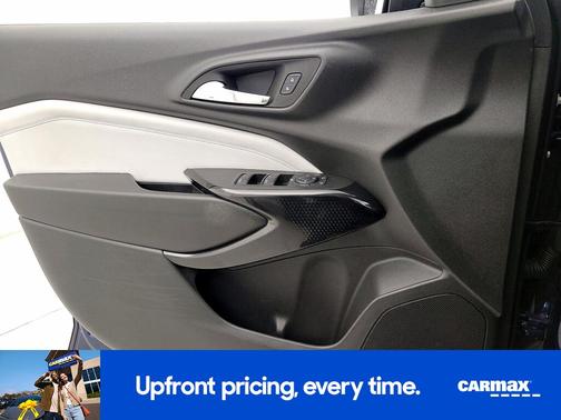 Blue 2024 Chevrolet Trax LT