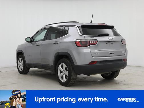 Silver 2017 Jeep Compass Latitude