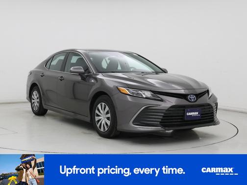 2022 Toyota Camry Hybrid LE