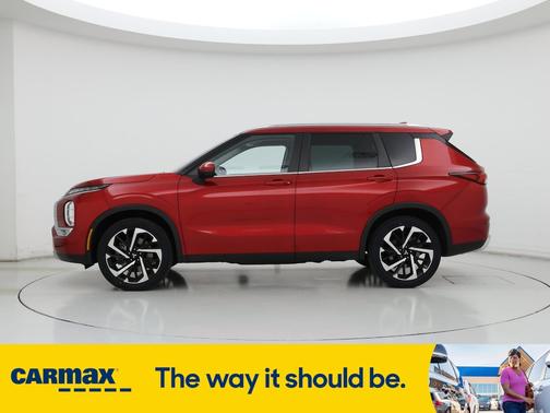 2023 Mitsubishi Outlander SE