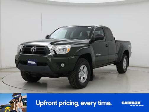 Green 2014 Toyota Tacoma
