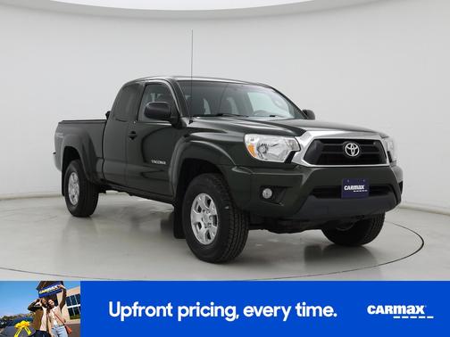 Green 2014 Toyota Tacoma