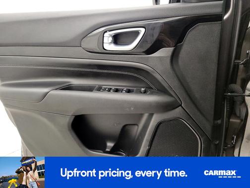 2023 Jeep Compass Altitude