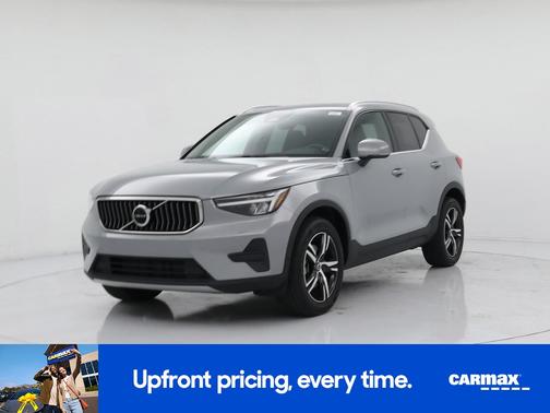 Gray 2024 Volvo XC40 B5 Core Bright Theme