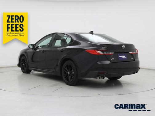 Black 2025 Toyota Camry SE