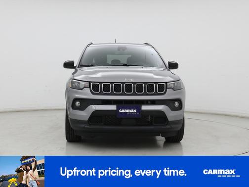 Silver 2023 Jeep Compass Latitude Lux