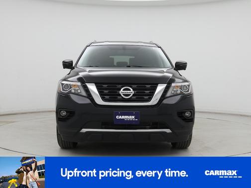 2017 Nissan Pathfinder SL