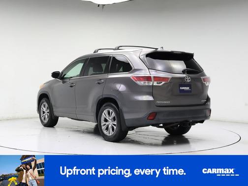 Gray 2014 Toyota Highlander XLE