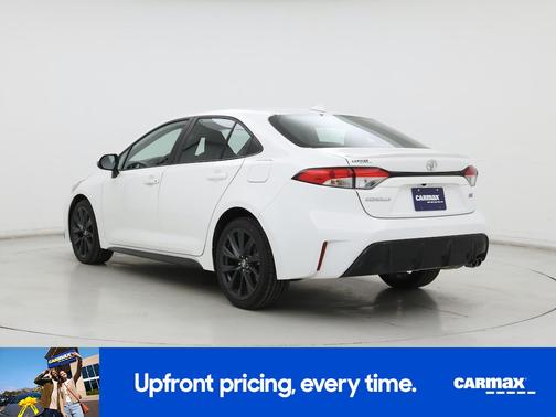 White 2023 Toyota Corolla SE