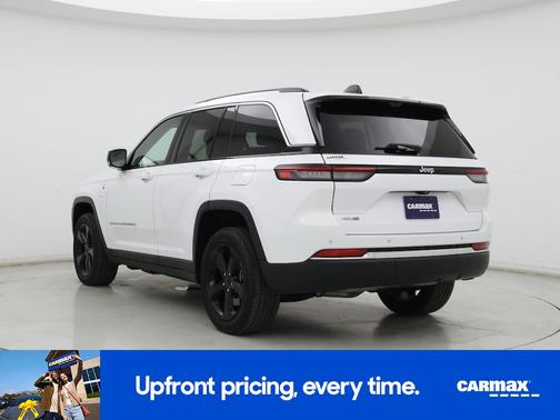 White 2022 Jeep Grand Cherokee 4xe