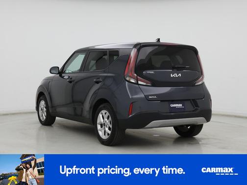 Gray 2024 Kia Soul LX
