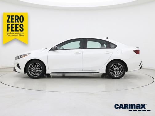 White 2024 Kia Forte GT-Line