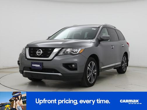 Gray 2018 Nissan Pathfinder Platinum