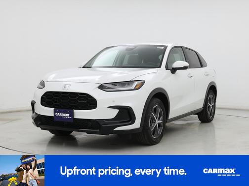 White 2023 Honda HR-V EX-L