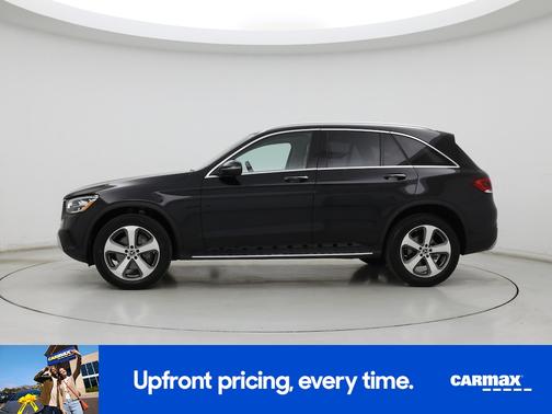 Black 2022 Mercedes-Benz GLC 300