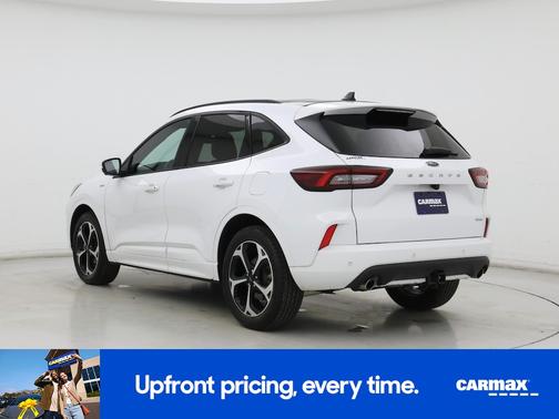 White 2023 Ford Escape ST-Line Select