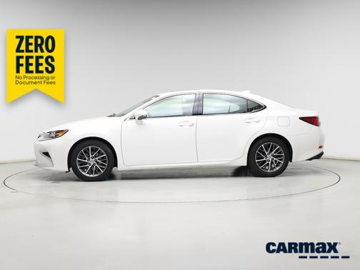 White 2017 Lexus ES 350