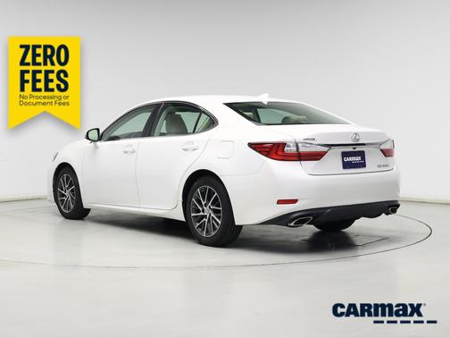 White 2017 Lexus ES 350