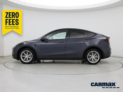 Gray 2023 Tesla Model Y Long Range