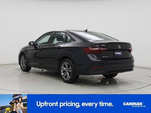Black 2023 Volkswagen Jetta SE