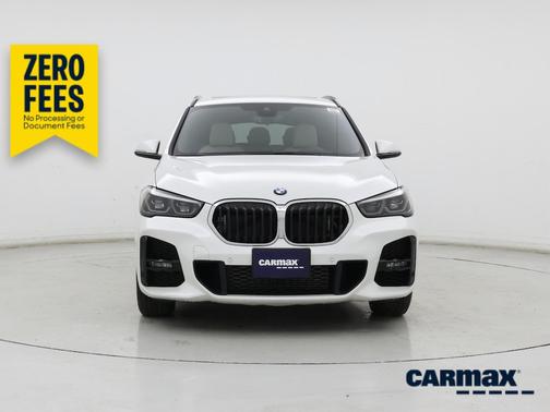 Pearl 2022 BMW X1 XDrive28i
