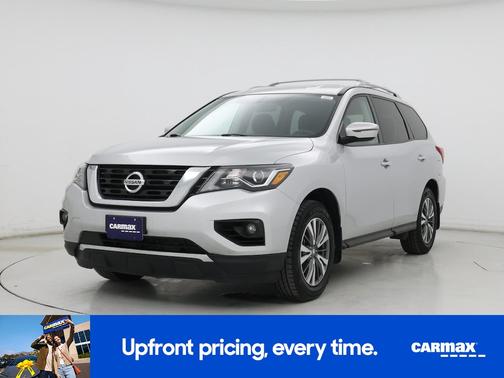 2020 Nissan Pathfinder SV