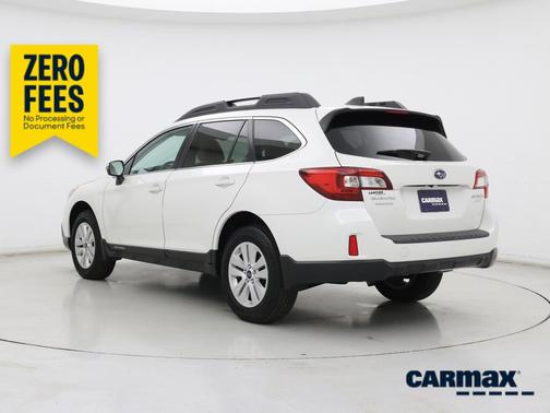 White 2017 Subaru Outback 2.5I Premium