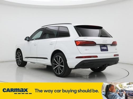 2023 Audi Q7 Premium Plus