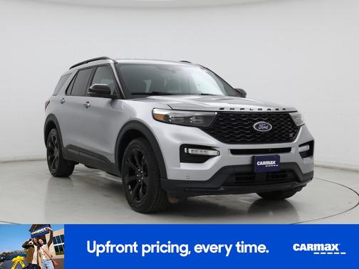 Silver 2022 Ford Explorer ST